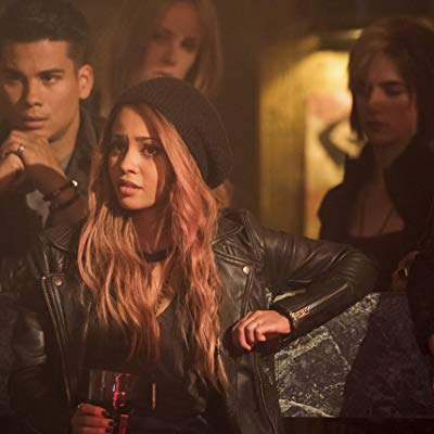 Toni Topaz