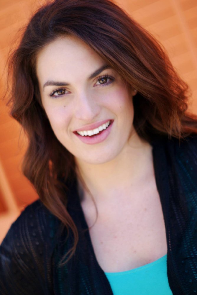 Chloe Zeitounian