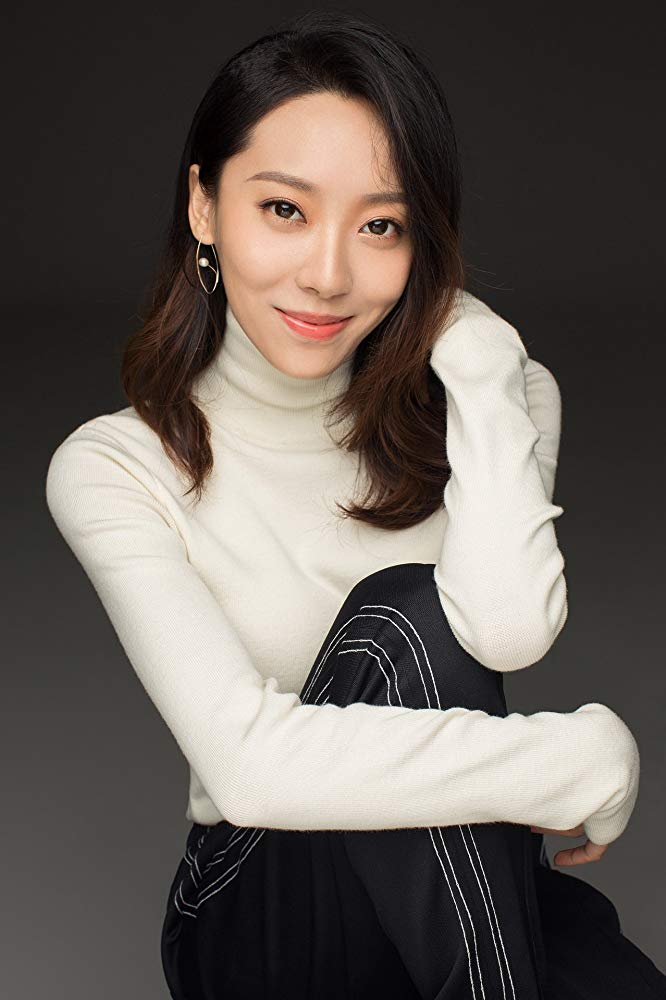 Jingwen E.