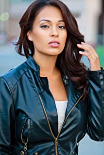 Roxana Sanchez