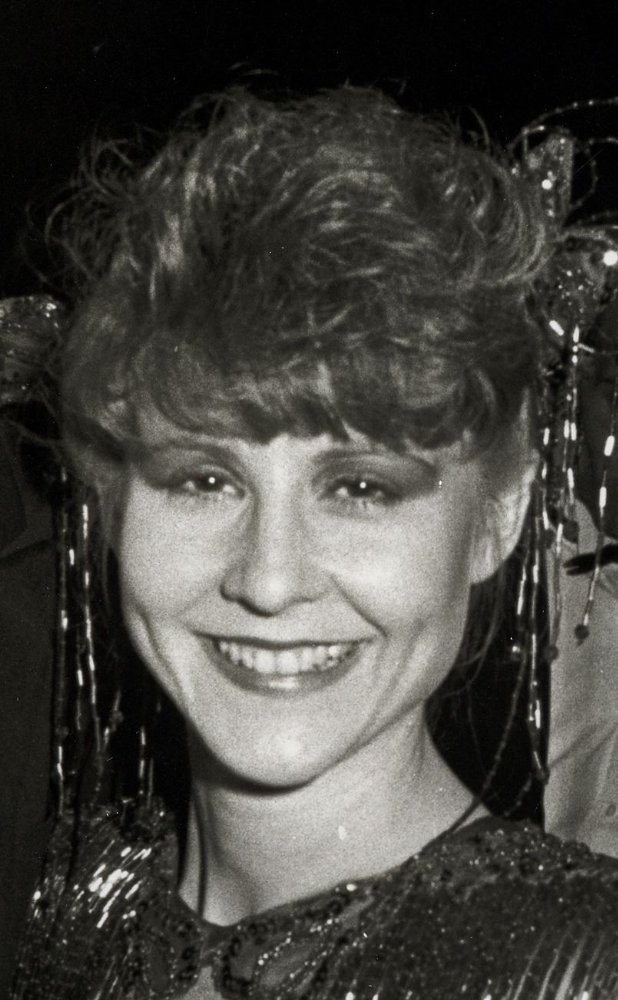 Mia Dillon