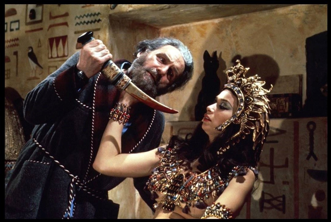 Valerie Leon