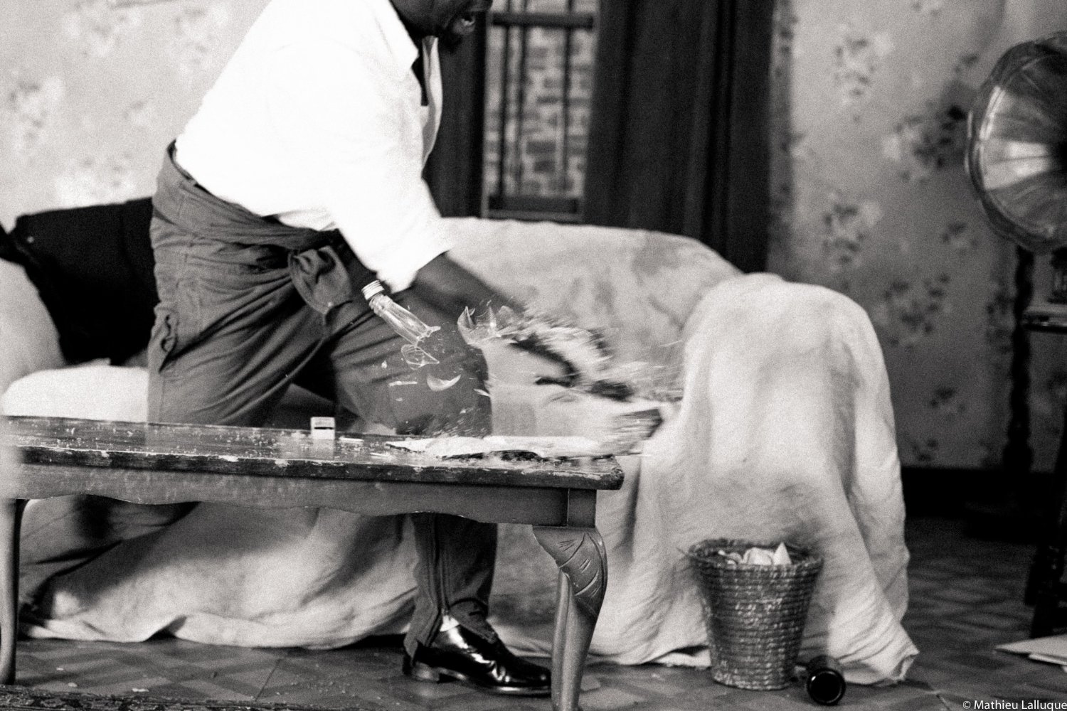 Yinka Awoni